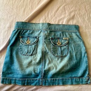 GUESS jean skirt 🤍